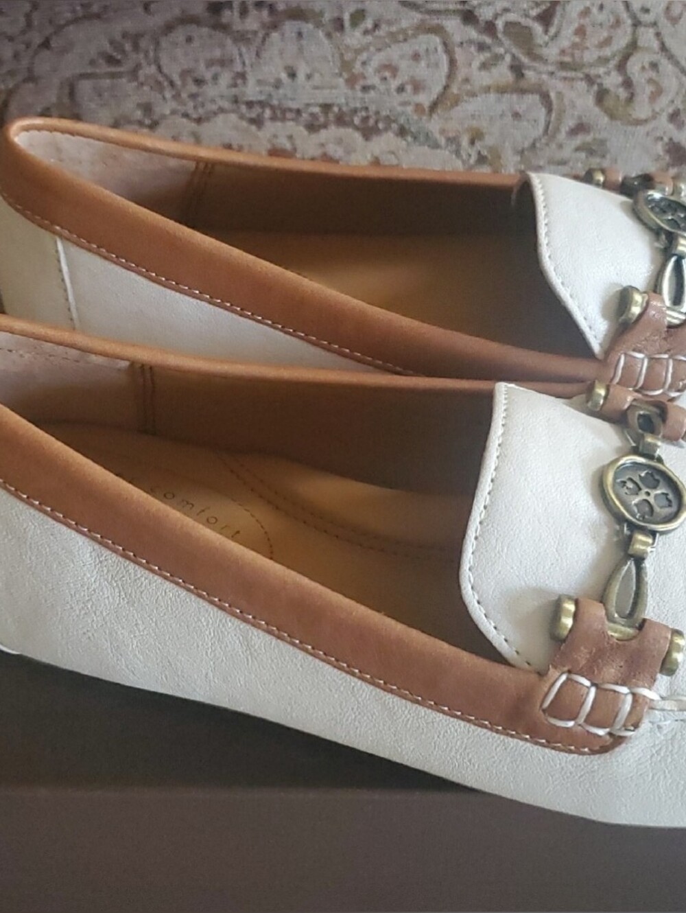 Patricia Nash Trevi Leather Loafers - Picture 5 of 15